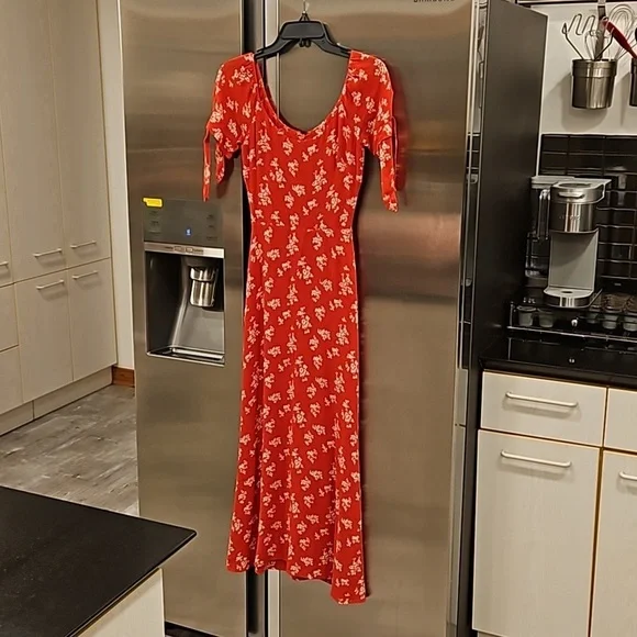 💕REFORMATION💕 Meredith Dress ~ Red Floral Print 0